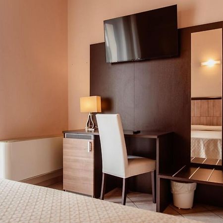 Hotel Rossi Manciano Zewnętrze zdjęcie