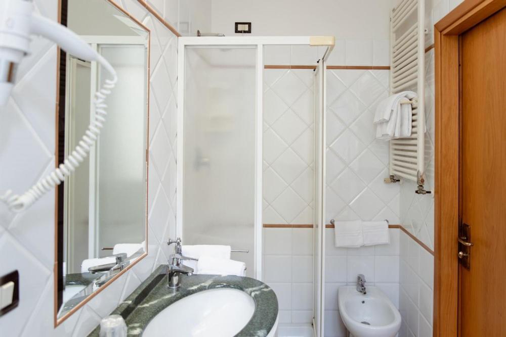 Hotel Rossi Manciano Zewnętrze zdjęcie