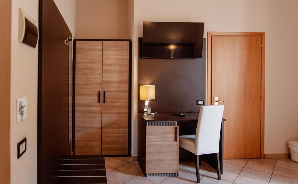 Hotel Rossi Manciano Zewnętrze zdjęcie