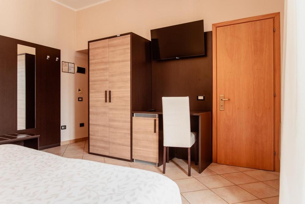 Hotel Rossi Manciano Zewnętrze zdjęcie