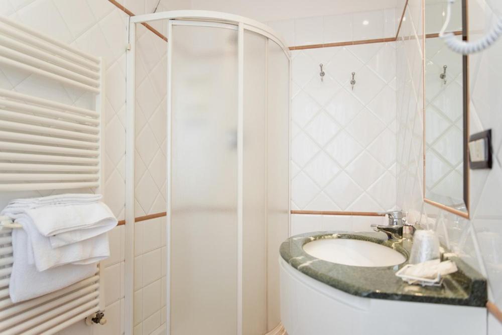Hotel Rossi Manciano Zewnętrze zdjęcie