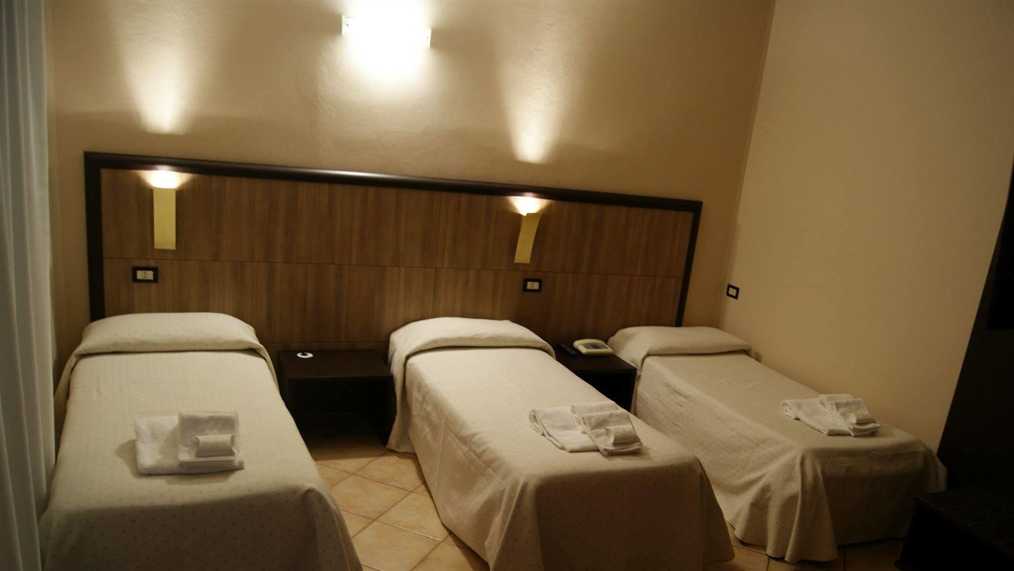 Hotel Rossi Manciano Zewnętrze zdjęcie